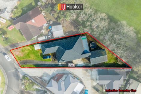 Photo of property in 11 Malcolm Place, Mangere East, Auckland, 2024