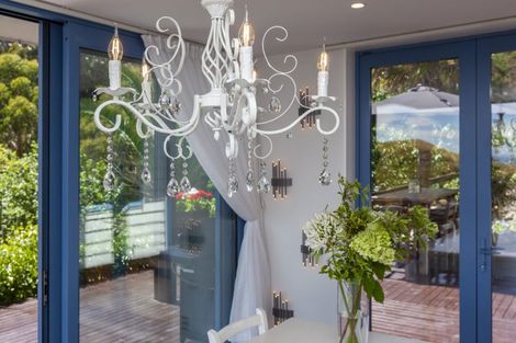 Photo of property in 105 Waterfall Road, Paraparaumu, 5032