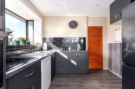 Photo of property in 13 Waitohi Street, Hornby, Christchurch, 8042
