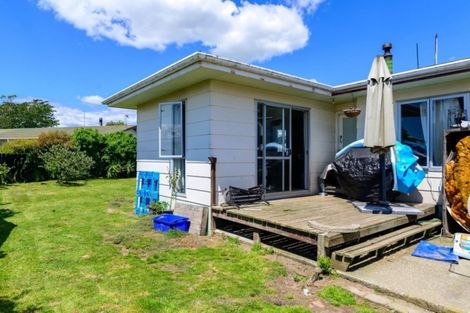 Photo of property in 27 Pohutukawa Drive, Owhata, Rotorua, 3010