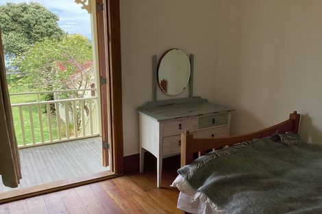 Photo of property in 2 Bath Street, Plimmerton, Porirua, 5026