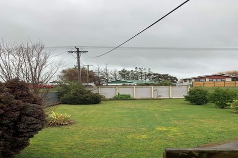 Photo of property in 43 Avenue Road, Foxton, 4814