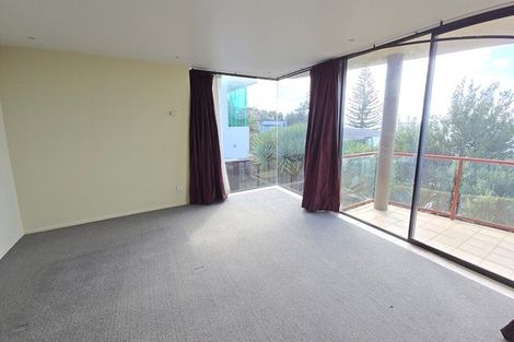 Photo of property in 1/126 Clovelly Road, Bucklands Beach, Auckland, 2012