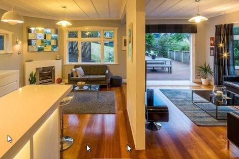 Photo of property in 102 The Parade, Island Bay, Wellington, 6023
