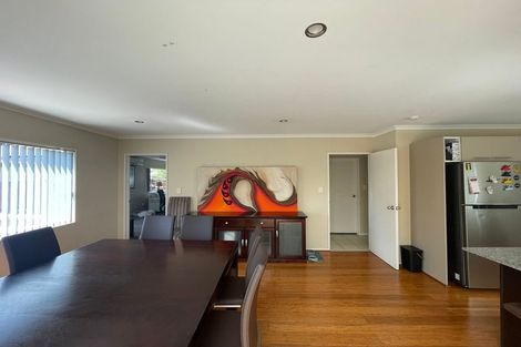 Photo of property in 9 Kalmore Place, Flat Bush, Auckland, 2016