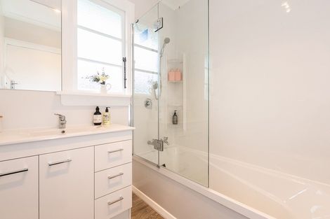 Photo of property in 7 Bradford Street, Bradford, Dunedin, 9011