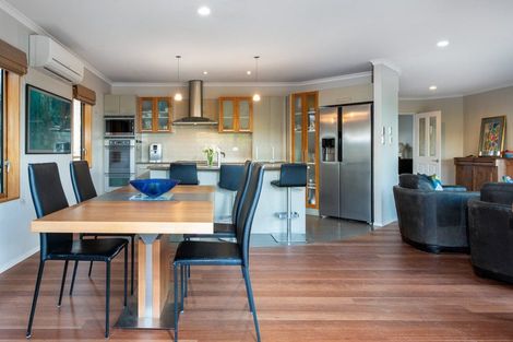 Photo of property in 35a Kowhai Road, Mairangi Bay, Auckland, 0630