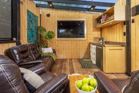 Photo of property in 50 Eban Avenue, Hillcrest, Auckland, 0627