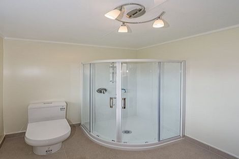 Photo of property in 3/28 Bute Road, Browns Bay, Auckland, 0630