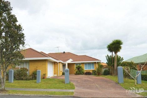 Photo of property in 107 Marina View Drive, West Harbour, Auckland, 0618