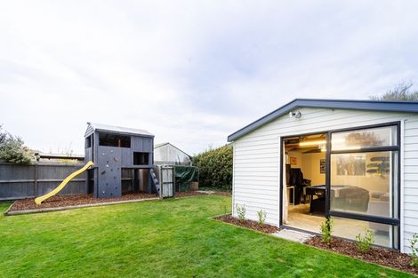Photo of property in 168 Travis Road, New Brighton, Christchurch, 8083