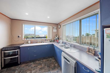 Photo of property in 29 Hill Street, Kaka Point, Balclutha, 9271