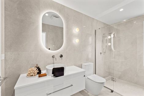 Photo of property in 2/11 Carlton Mill Road, Merivale, Christchurch, 8014