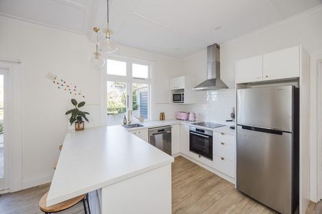 Photo of property in 8a Clyde Street, Oamaru North, Oamaru, 9400