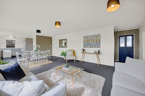 Photo of property in 17a Exeter Street, Brooklands, New Plymouth, 4310