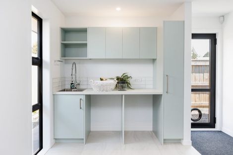 Photo of property in 2 Albert Street, Palmerston North, 4414