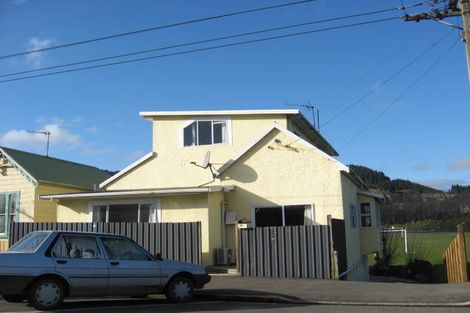 Photo of property in 111 Harbour Terrace, North Dunedin, Dunedin, 9016