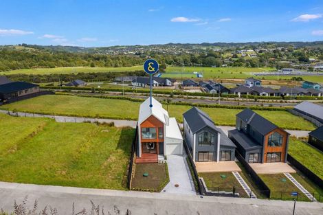 Photo of property in 11 Waitai Crescent, Warkworth, 0985