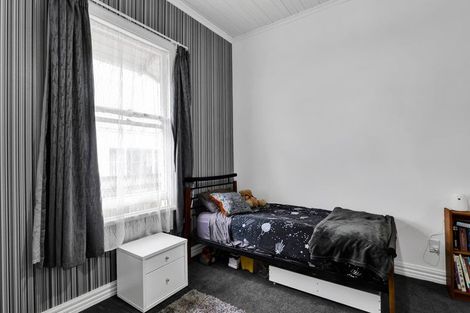 Photo of property in 278 South Road, Hawera, 4610