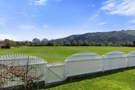 Photo of property in 3 Clearwater Terrace, Brown Owl, Upper Hutt, 5018