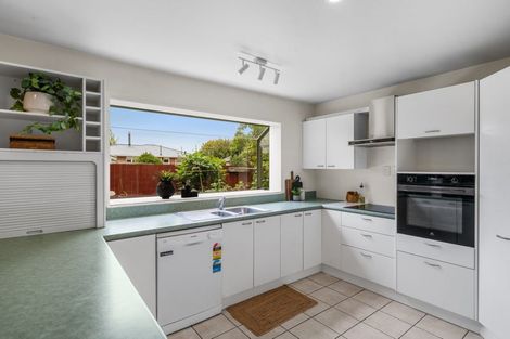 Photo of property in 1/130 Maidstone Road, Ilam, Christchurch, 8041