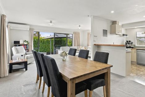 Photo of property in 1/86 Tamatea Road, Taupo, 3330