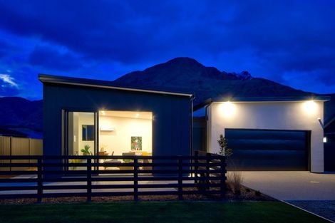 Photo of property in 40 Headley Drive, Lower Shotover, Queenstown, 9304