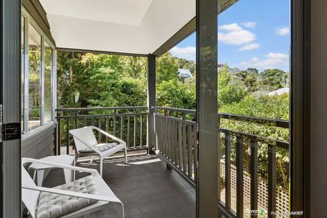 Photo of property in 15a Lower Watt Street, Wadestown, Wellington, 6012