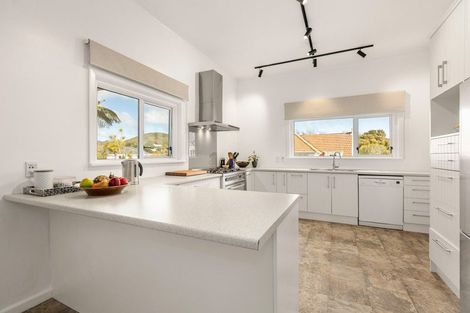 Photo of property in 8 Lemnos Avenue, Karori, Wellington, 6012