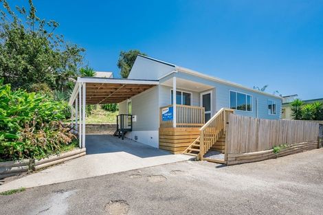 Photo of property in 15 Ratanui Road, Paraparaumu, 5032