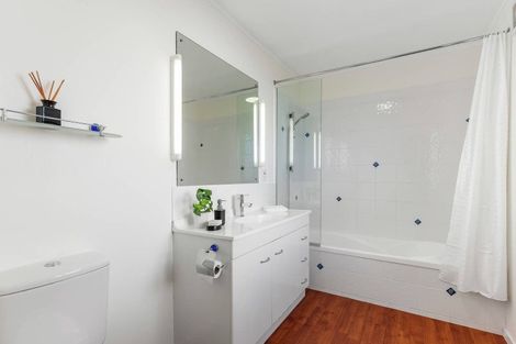 Photo of property in 141 Pah Road, Cockle Bay, Auckland, 2014