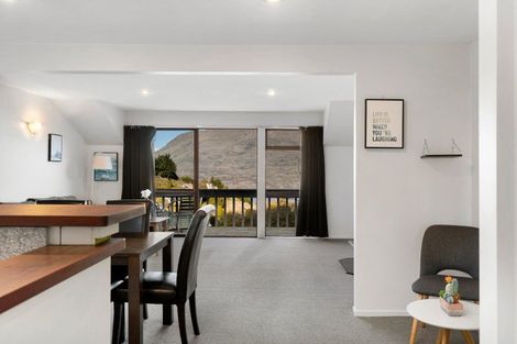 Photo of property in 24b Dart Place, Fernhill, Queenstown, 9300
