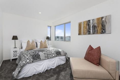 Photo of property in 17 Roa Avenue, Hobsonville, Auckland, 0616