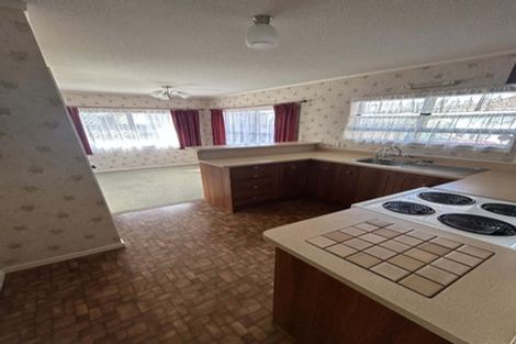 Photo of property in 5 Lillian Street, Belmont, Lower Hutt, 5010