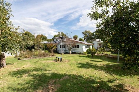 Photo of property in 36 Pipiroa Road, Ngatea, 3503