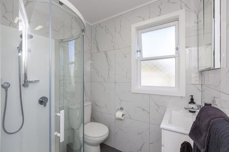 Photo of property in 122 Ruapehu Street, Paraparaumu, 5032