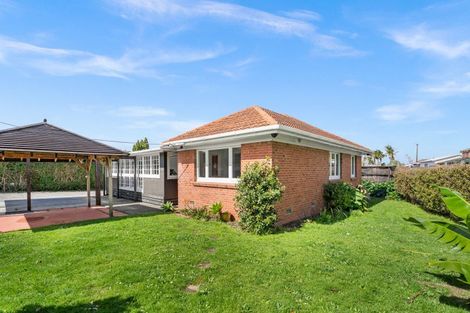 Photo of property in 1 Mclean Street, Kensington, Whangarei, 0112