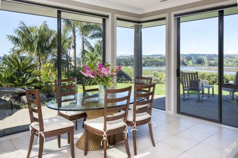 Photo of property in 169 Broomfields Road, Whitford, Howick, 2571