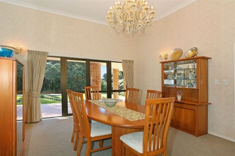 Photo of property in 789 Scenic Drive, Henderson Valley, Auckland, 0612