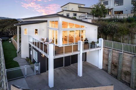 Photo of property in 61 Saint Ives Drive, Camborne, Porirua, 5026