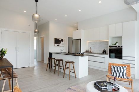 Photo of property in 23 Central Terrace, Kelburn, Wellington, 6012