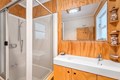 Photo of property in 150 Rawhiti Road, Pukerua Bay, 5026