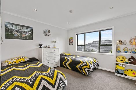 Photo of property in 11 Sykes Avenue, Hatfields Beach, Orewa, 0931
