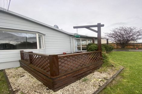 Photo of property in 101 Hillcrest Drive, Kelvin Grove, Palmerston North, 4414