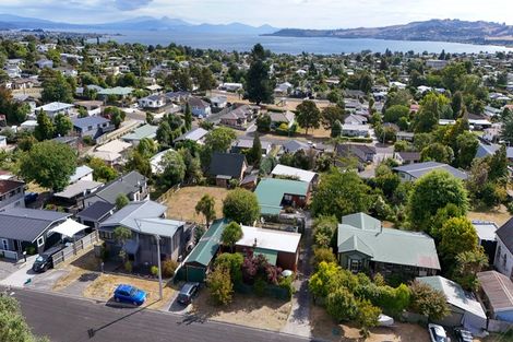 Photo of property in 2/37 Hinemoa Avenue, Taupo, 3330