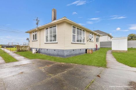 Photo of property in 12 Mcguire Street, Hawera, 4610