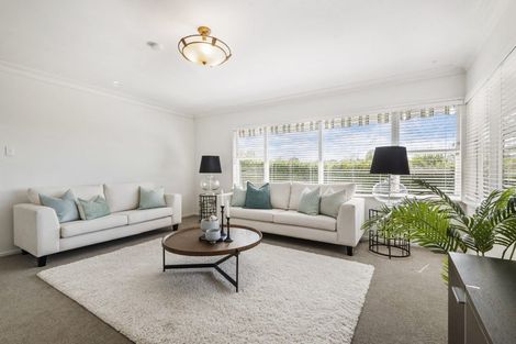 Photo of property in 4/155 Shakespeare Road, Milford, Auckland, 0620