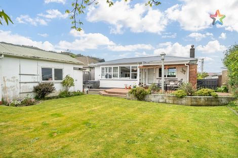 Photo of property in 12 Hunt Street, Wainuiomata, Lower Hutt, 5014