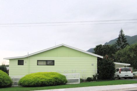 Photo of property in 1 Kaka Street, Waikanae, 5036