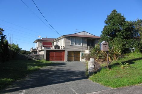 Photo of property in 6 Fairlea Road, Te Atatu South, Auckland, 0610
